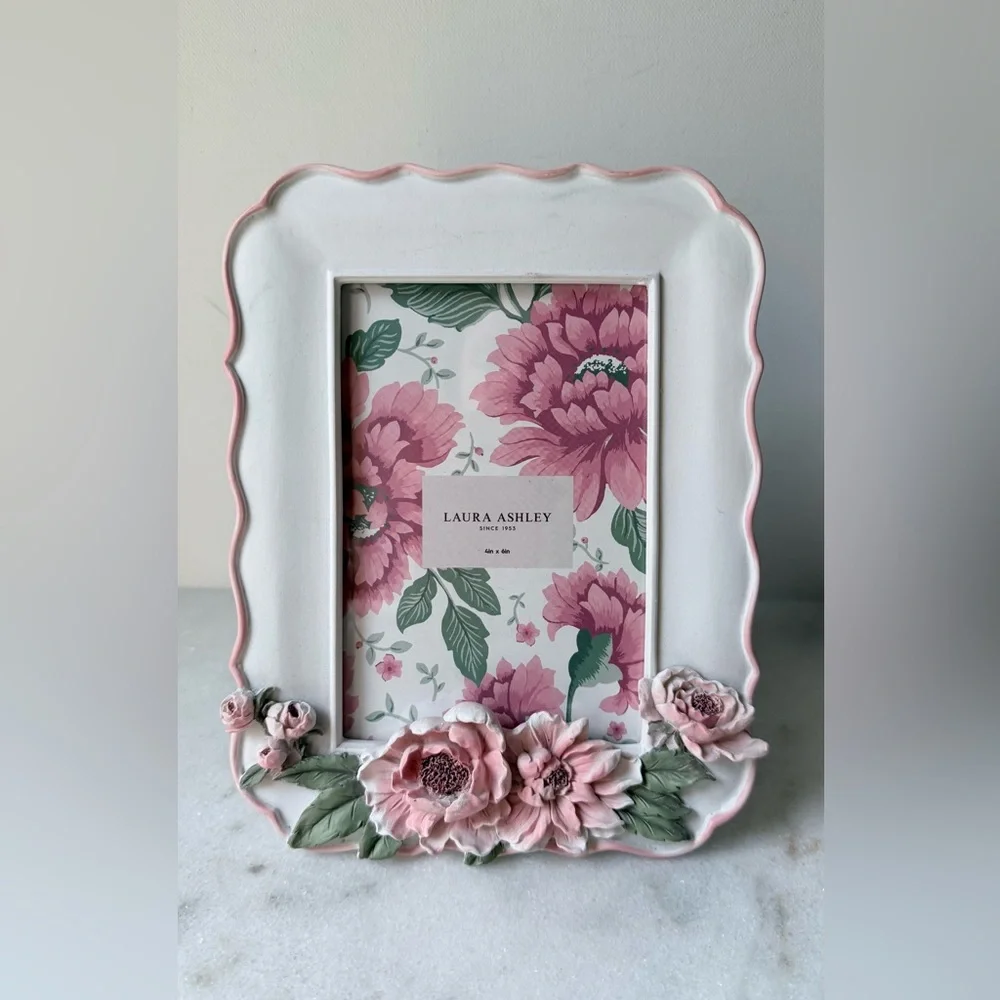 Laura Ashley Pink and White 3 D Floral Frame